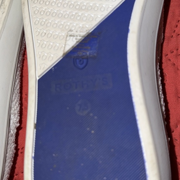 Excellent used condition!! White 7.4 Rothys - Picture 2 of 2